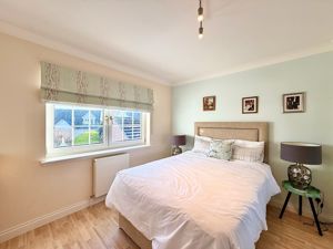 Photo 17- click for photo gallery